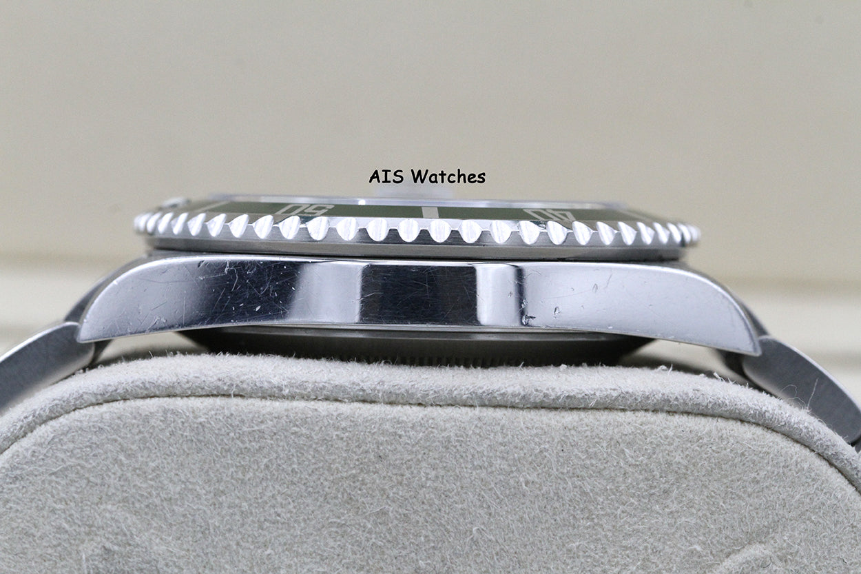 Rolex Submariner 16610LV 50th Anniversary Kermit D Serial Box & Papers