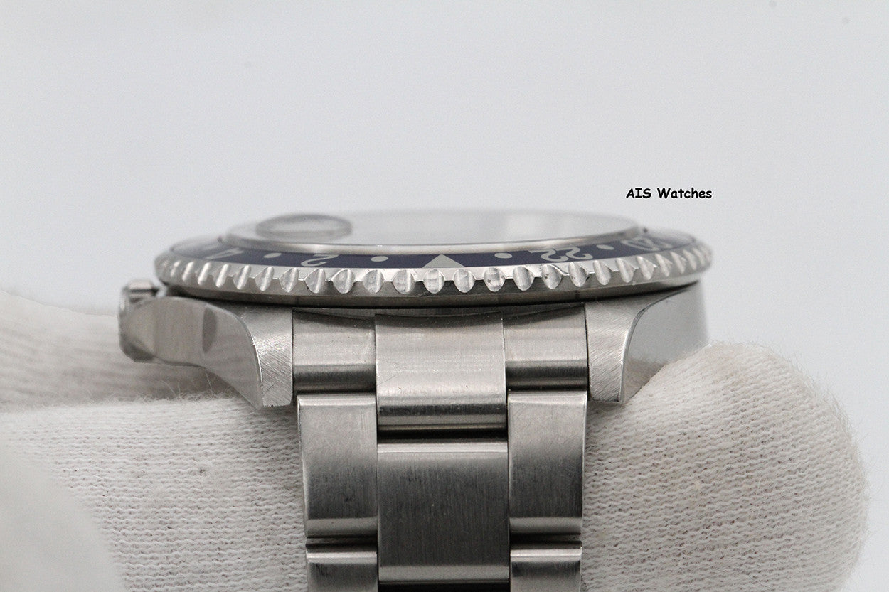Rolex GMT Master II 16710 3186 Z Serial Pepsi / Black Insert Box & Papers