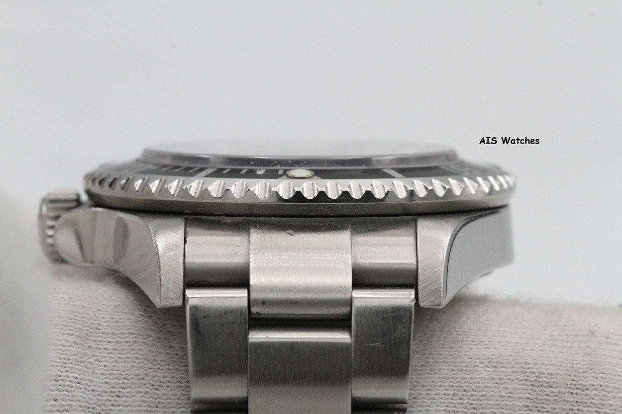 Rolex Sea Dweller 16600 SD Z Serial 40MM No Hole Case / SEL B&P Rolex Serviced
