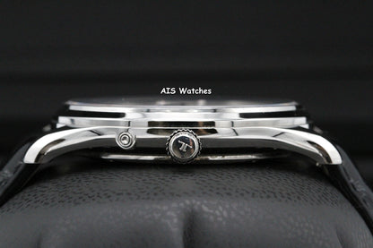 Jaeger-LeCoultre Q1368430 Master Ultra Thin Moon 39MM Stainless Steel Silver Dial B&P