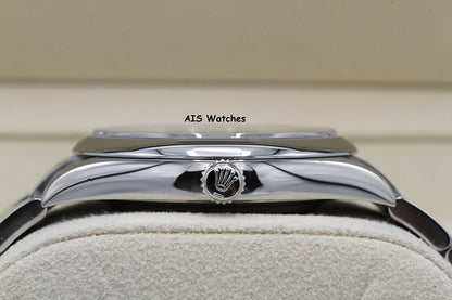 Rolex 124300 Oyster Perpetual 41 MM Green Dial 2023 Box & Papers