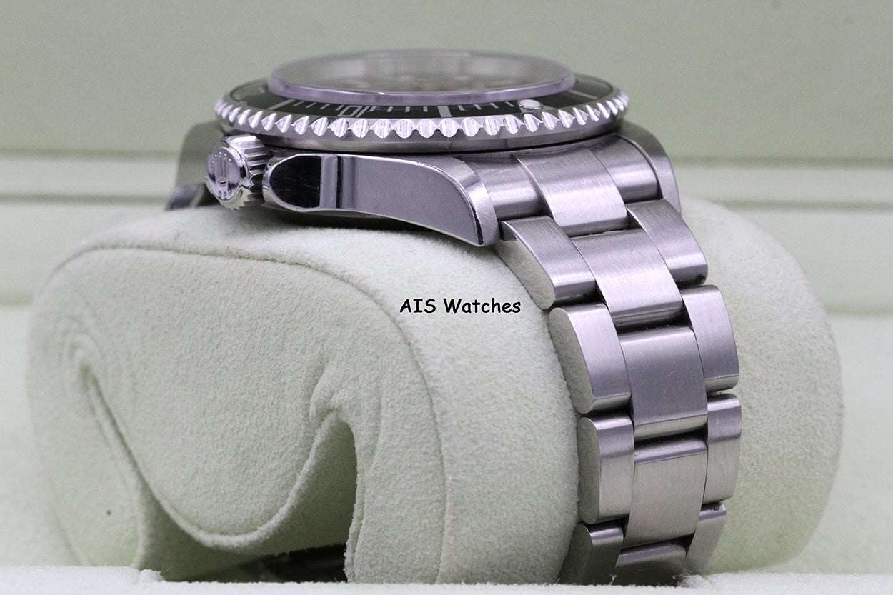 Rolex Sea Dweller 16600 SD Z Serial 40MM No Hole Case / SEL B&P