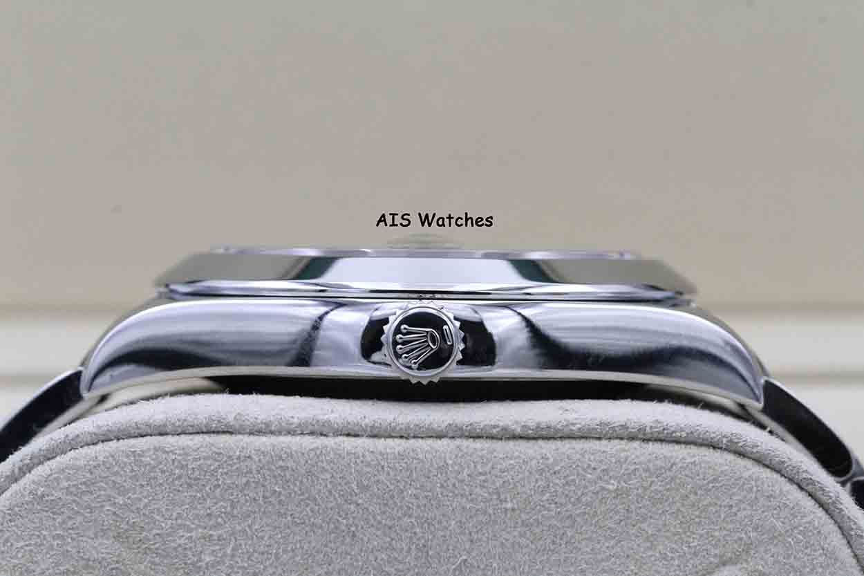 Rolex Datejust II 41MM 116300 Black Roman Dial Stainless Steel Box & Papers