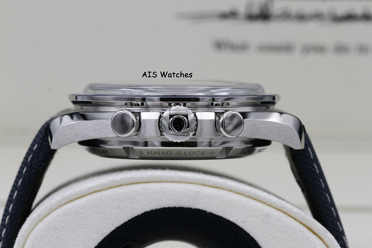 BNIB Omega SpeedMaster Moonwatch Apollo 13 Silver Snoopy 310.32.42.50.02.001 BP