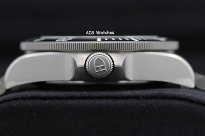 BNIB/NOS Tudor Pelagos 25600TN Black Dial Titanium 2023 Box & Papers