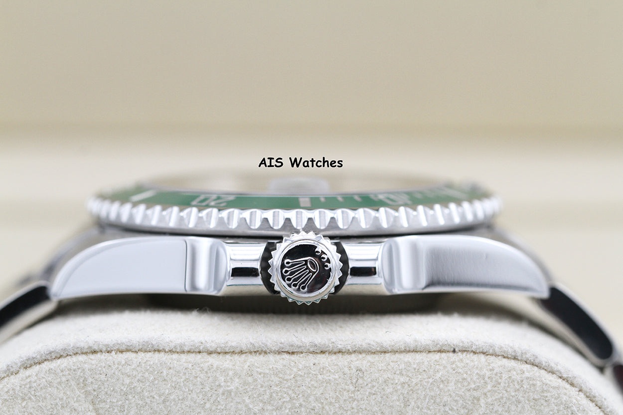 Rolex Submariner 116610LV HULK Green Dial and Ceramic Bezel Box & RSC Card 2022