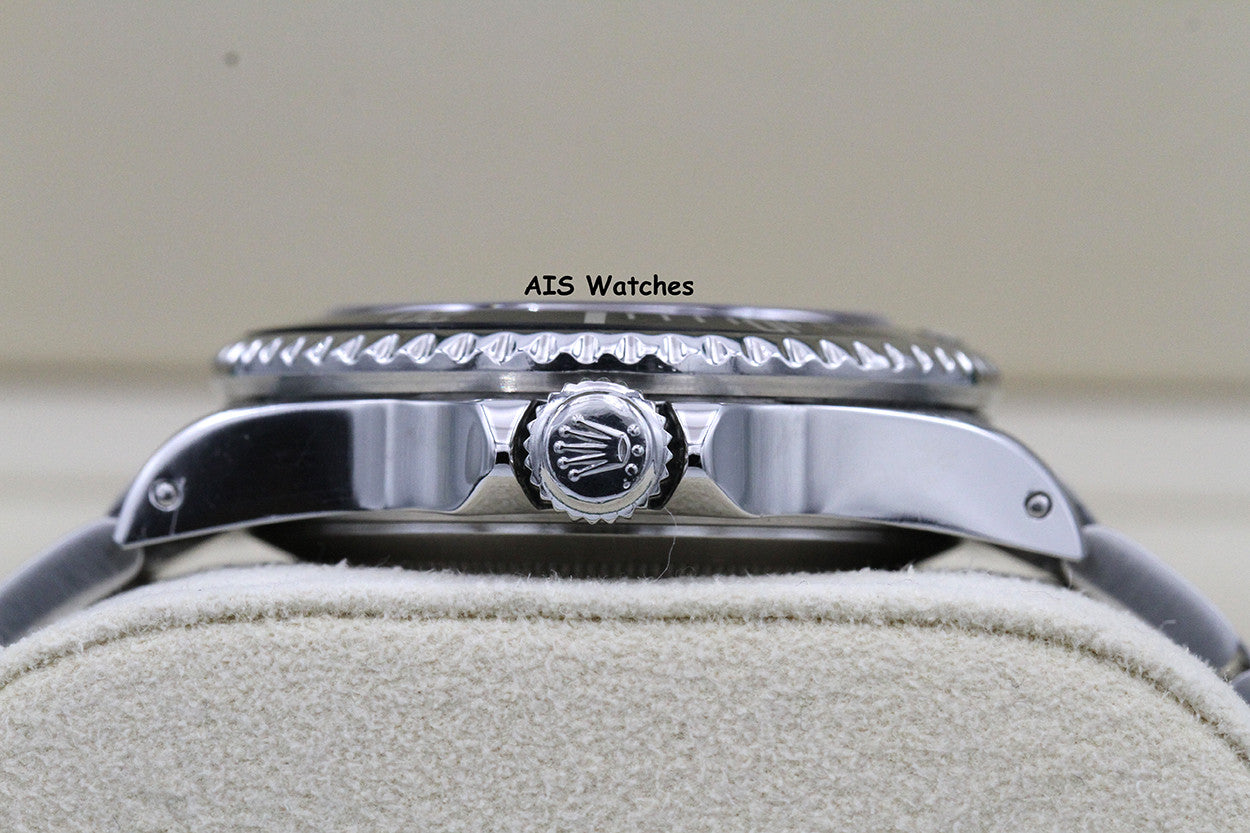Rolex Sea Dweller 16660 TRIPLE 6 SD 8.3 Million Serial