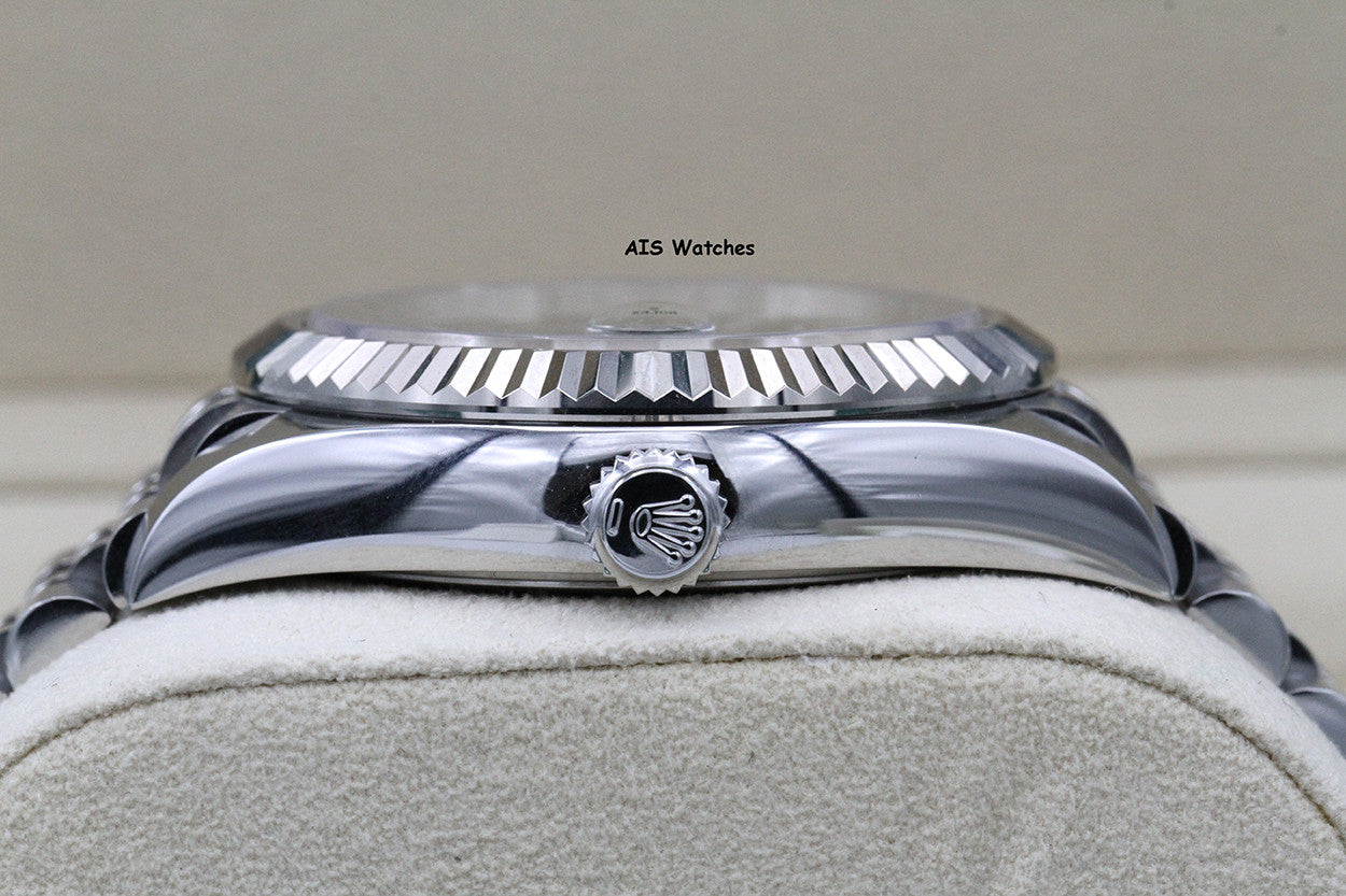 Rolex 326934 Sky-Dweller Stainless Steel Green Dial Jubilee 2024 Box & Papers
