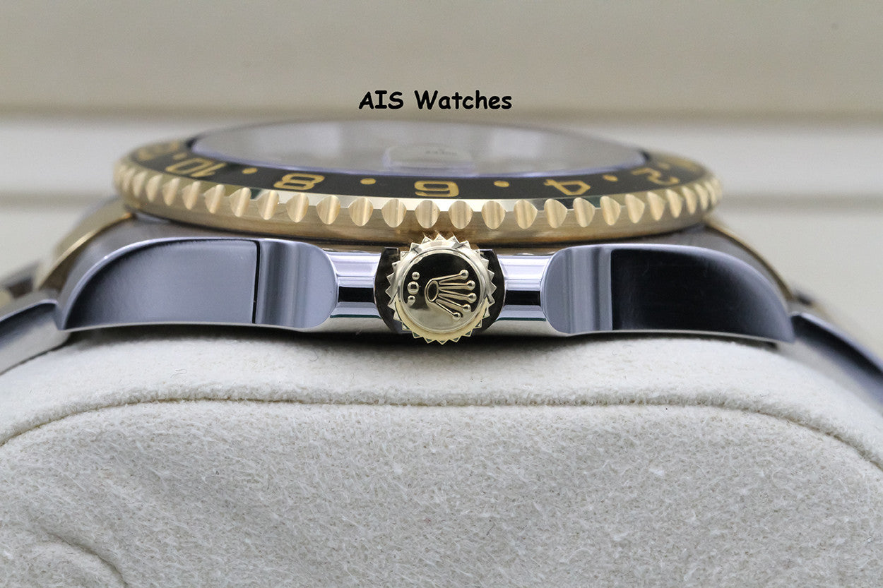 Rolex GMT Master II 18K/SS 116713LN 40MM Black Dial 2015 Box & Paper