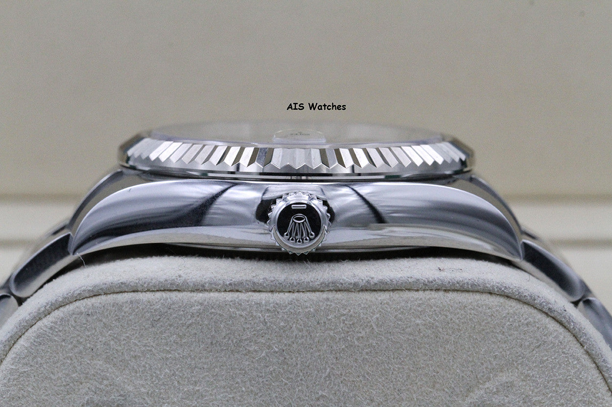 Rolex 326934 Sky-Dweller Stainless Steel White Dial Oyster 2019 Box & Papers