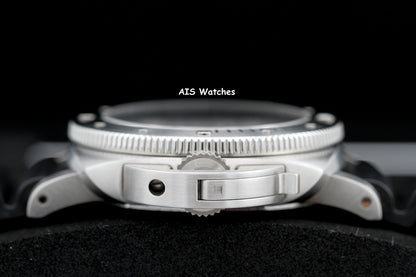 Panerai PAM 1223 Submersible 42MM 3 Days White Dial B&P