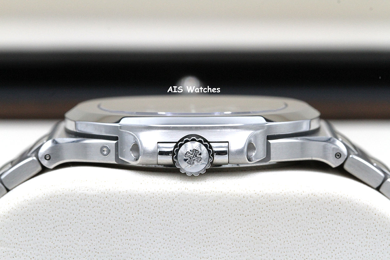 Patek Philippe Nautilus 5712/1A Blue Dial Stainless Steel Box & Papers