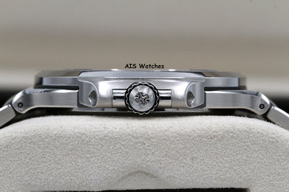 Patek Philippe Nautilus 5711/1A Blue Dial Stainless Steel with Box