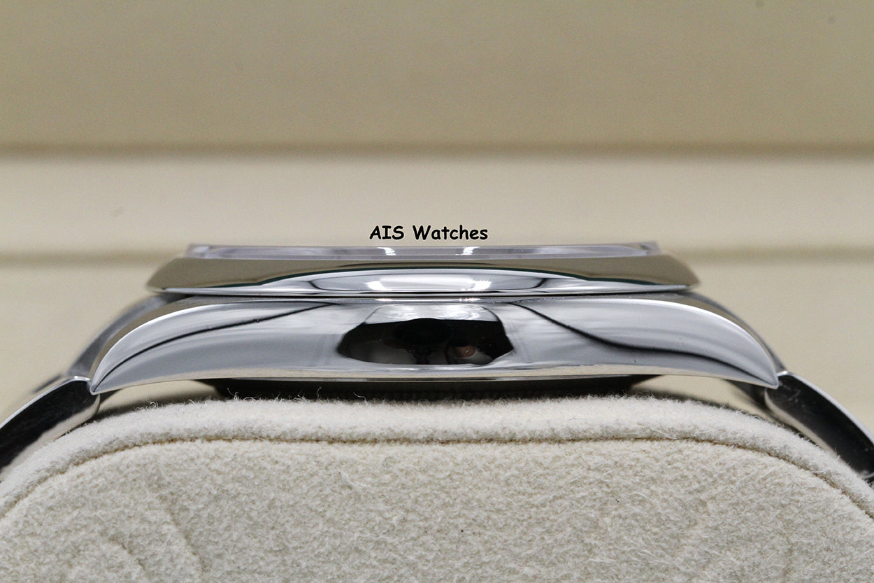 Rolex 124300 Oyster Perpetual 41 MM Green Dial 2023 Box & Papers