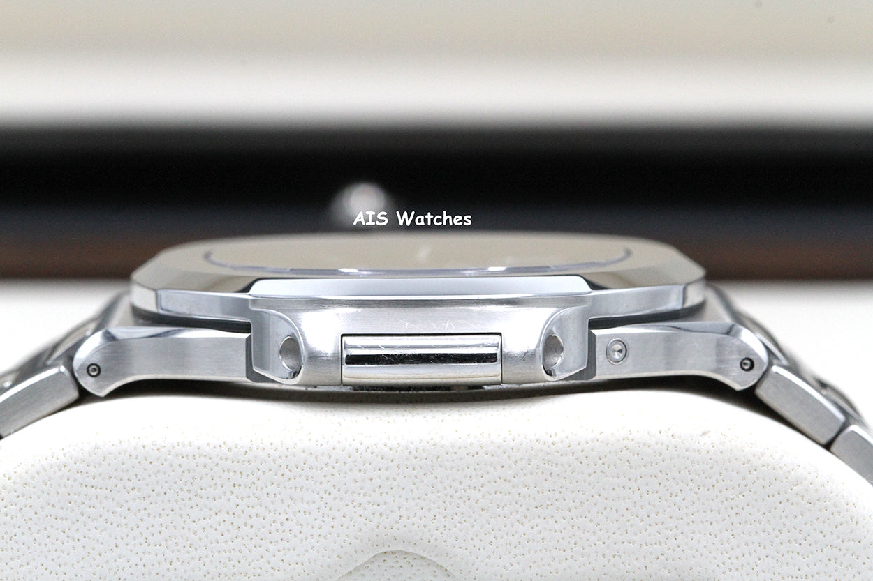 Patek Philippe Nautilus 5712/1A Blue Dial Stainless Steel Box & Papers