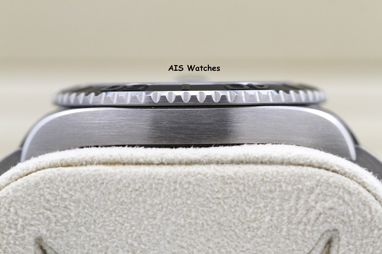 Rolex Yachtmaster 226627 Titanium 42MM 2026 Box & Papers