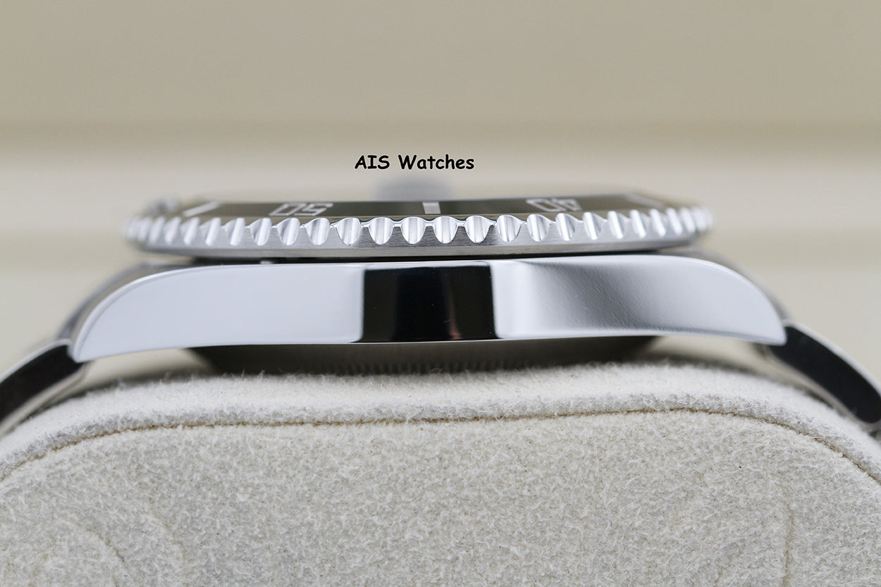 Rolex 116610LN Submariner Date 40MM Black Ceramic Bezel 2018 Box & Papers