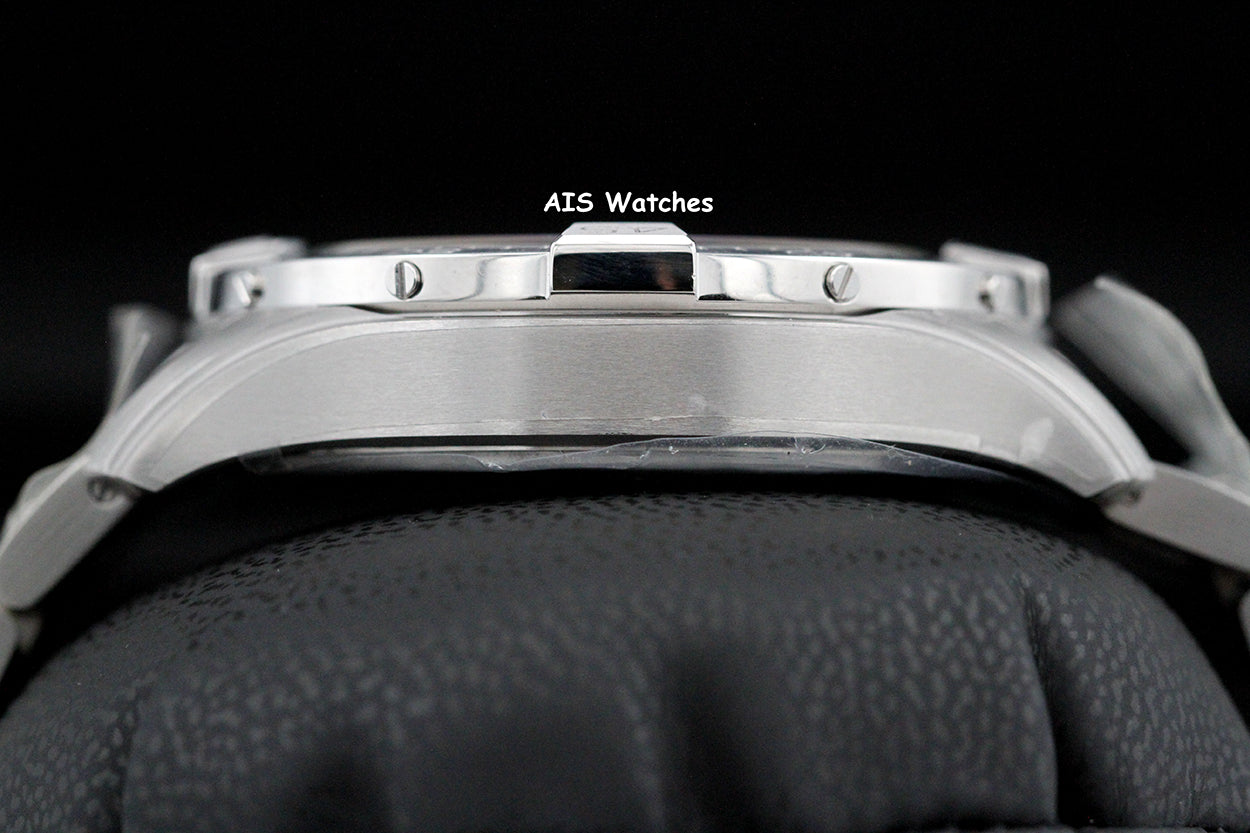 BNIB Breitling Avenger Automatic A17328101B1A1 Black Dial Bracelet SS 42MM B&P
