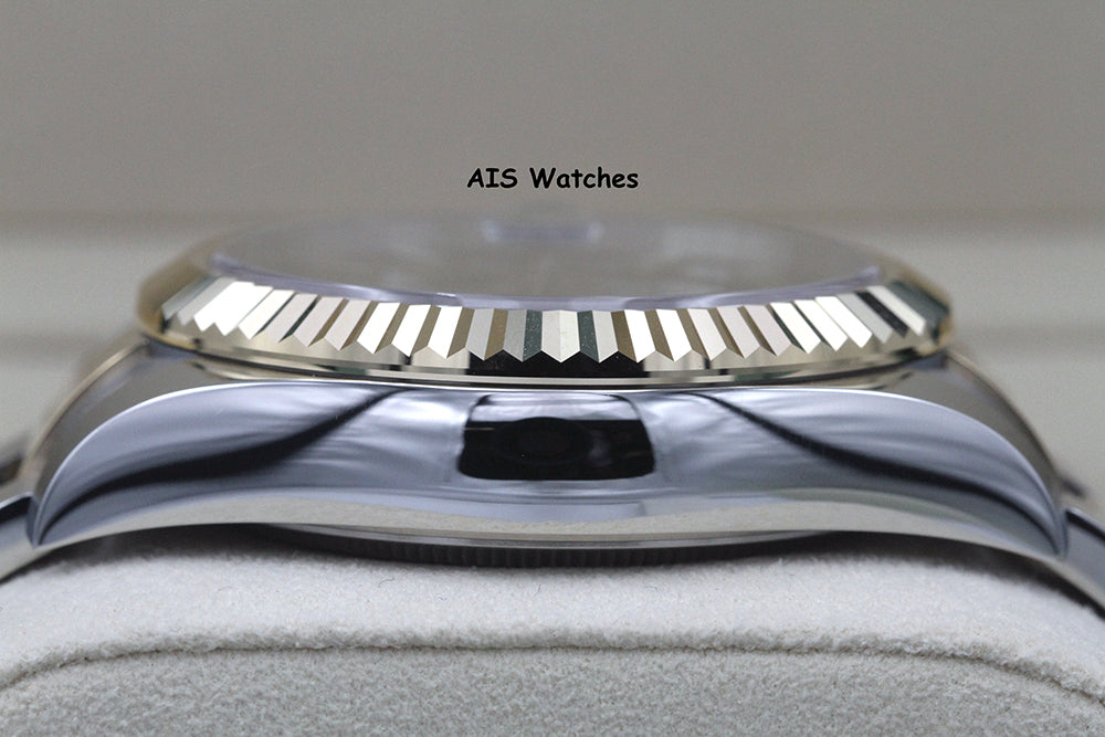 Rolex 326933 Sky-Dweller 18K Yellow Gold / Stainless Steel Black Dial B&P