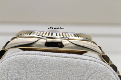 BNIB Rolex 228238 DayDate 40MM DD40 Yellow Gold Green Roman Dial B&P