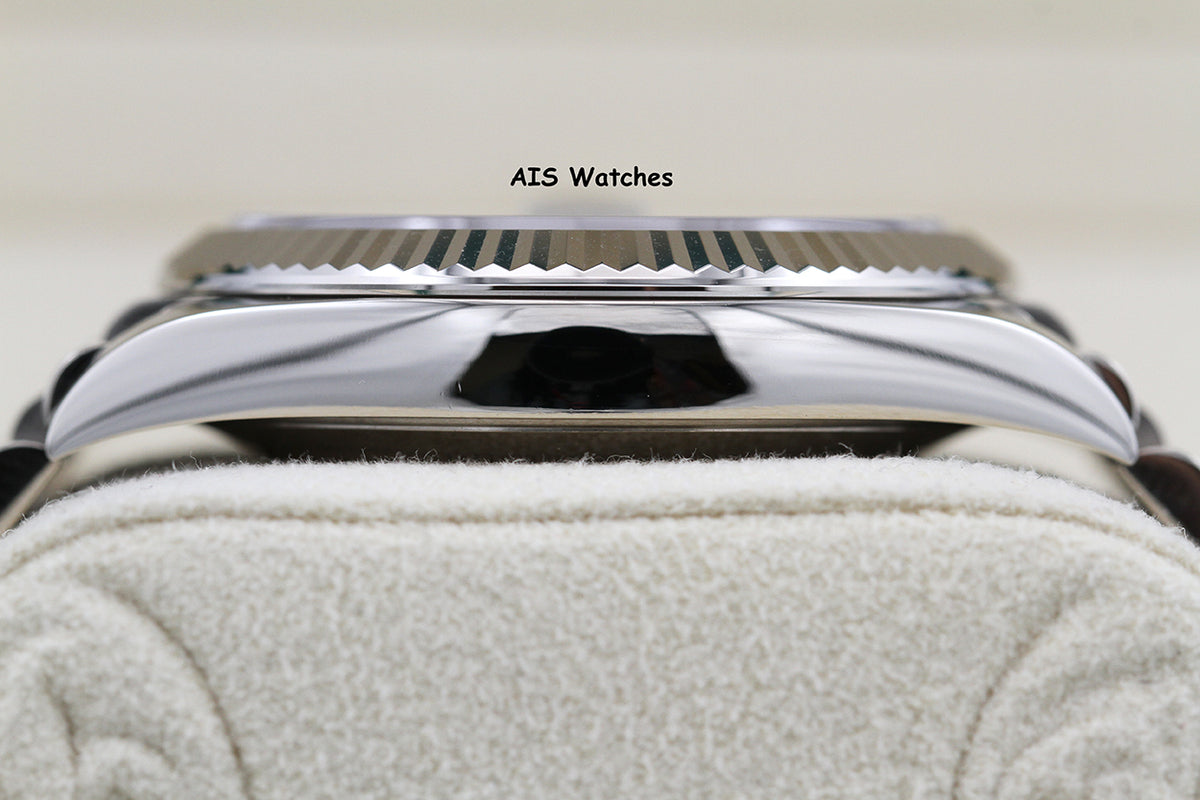 Rolex 228239 DayDate 40MM DD40 18K White Gold Olive Green Roman Dial B&P