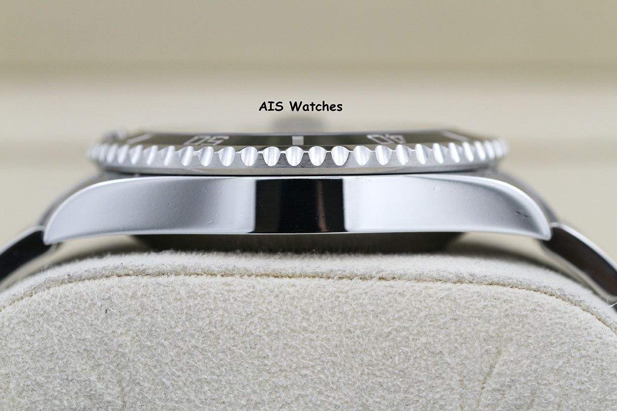 Rolex 116610LN Submariner Date 40MM Black Ceramic Bezel 2017 Box & Papers