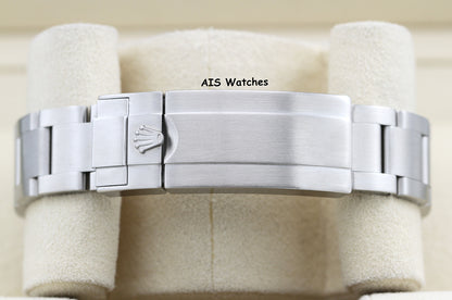 Rolex Submariner 116610LV HULK Green Dial and Ceramic Bezel Box & RSC Card 2022