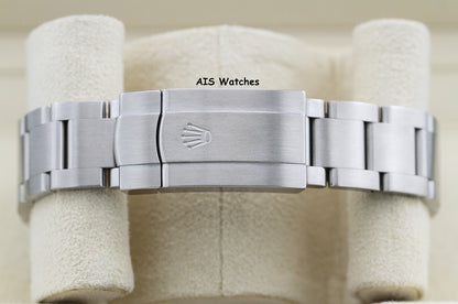 Rolex 124300 Oyster Perpetual 41 MM Blue Dial 2023 Box & Papers