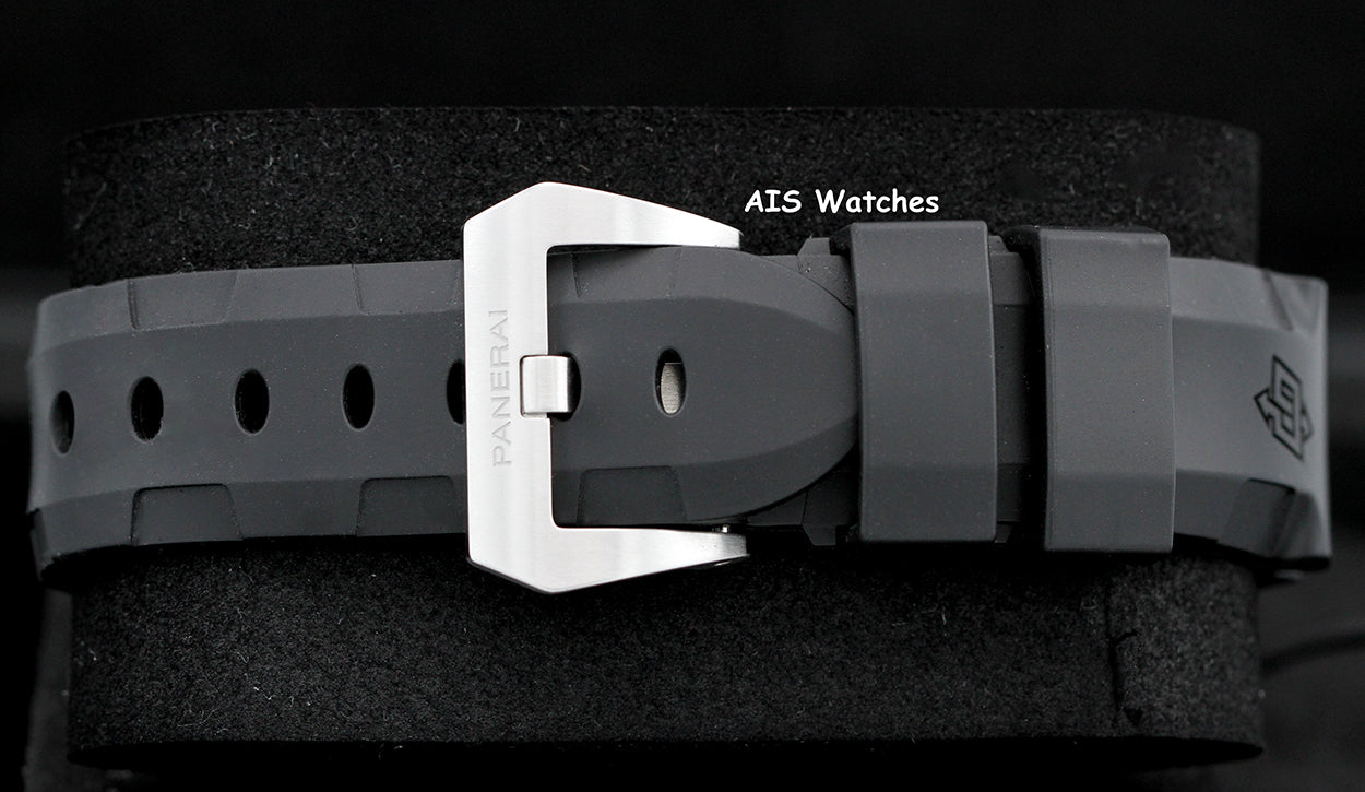 Panerai PAM 1223 Submersible 42MM 3 Days White Dial B&P