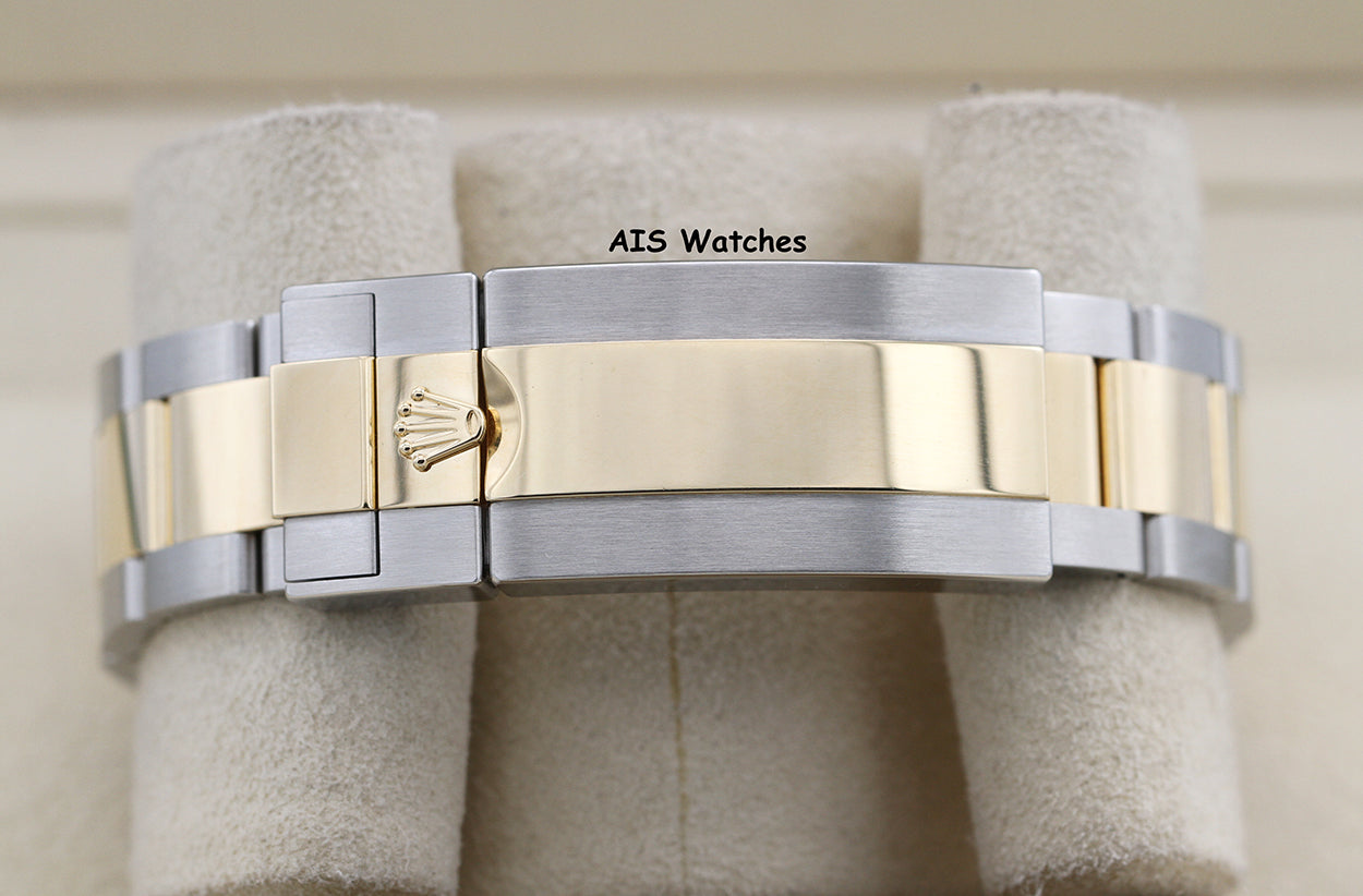 Rolex Submariner 41MM 18k/SS 126613LB SunBurst Blue Dial 2021 Box & Paper