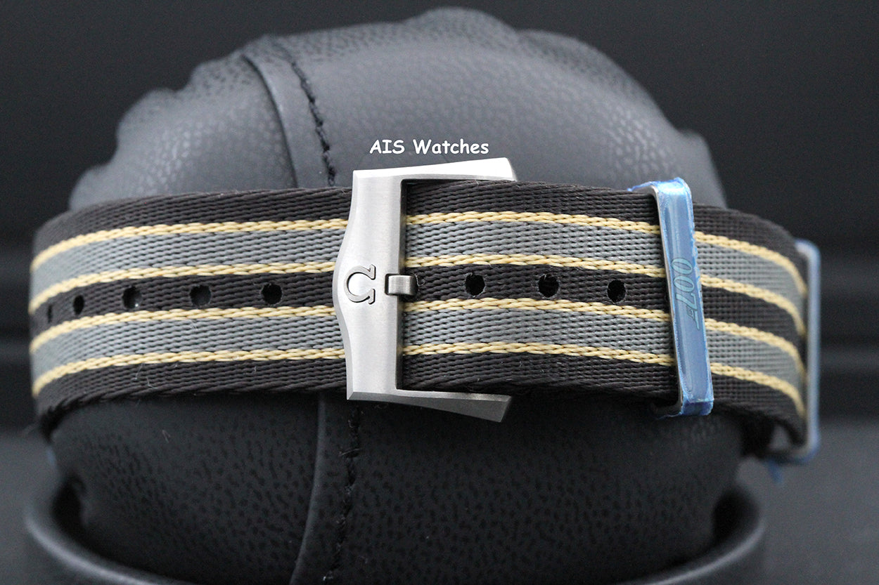 NOS Omega Seamster Diver 300M No Time to Die 007 James Bond 210.92.42.20.01.001