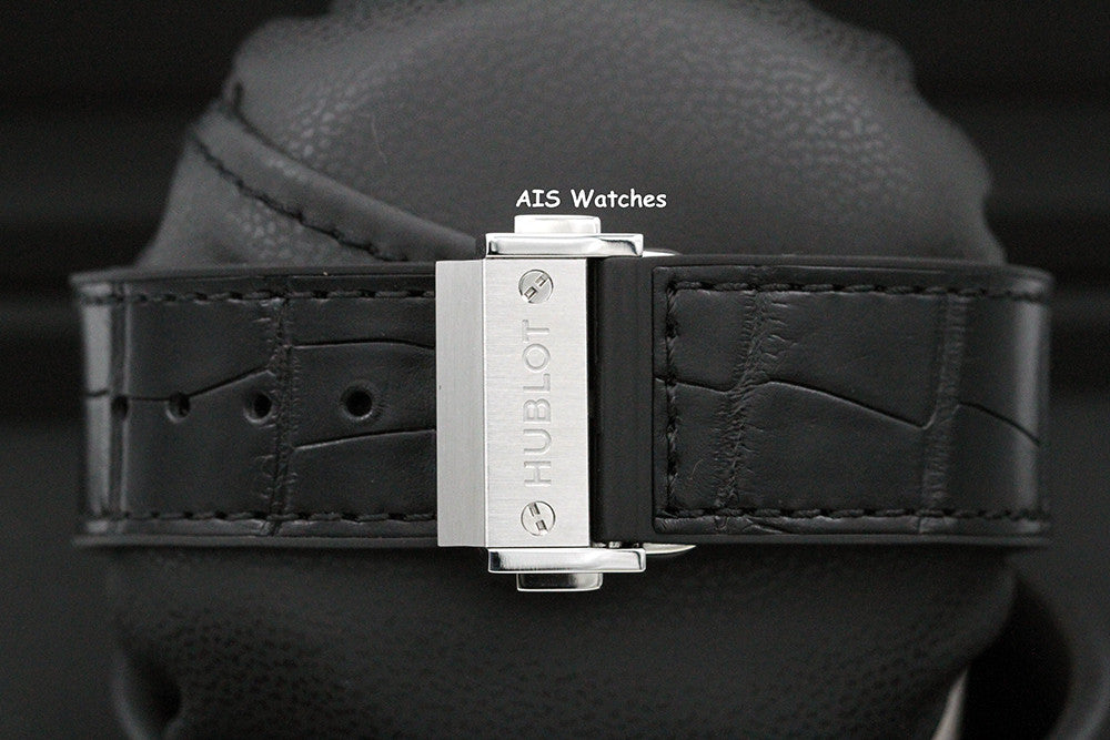 BNIB Hublot Classic Fusion 541.NX.1171.LR Chronograph Titanium Black Dial 42MM