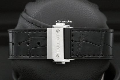 BNIB Hublot Classic Fusion 541.NX.1171.LR Chronograph Titanium Black Dial 42MM