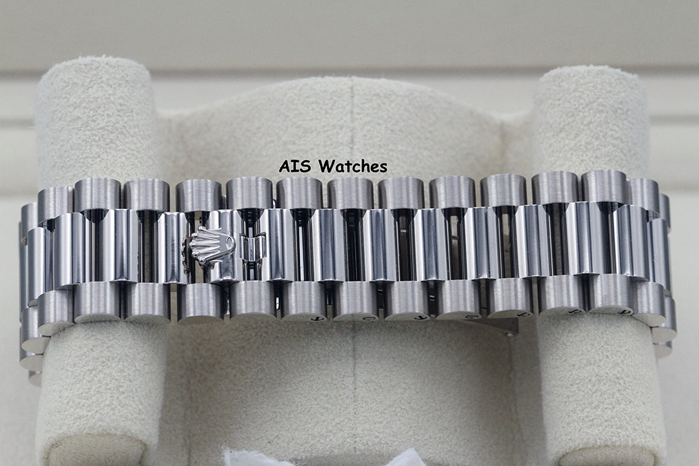 BNIB Rolex 228239 DayDate 40MM DD40 White Gold Black Stick Dial
