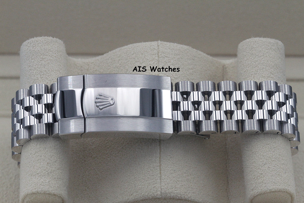 BNIB Rolex Datejust 41MM 126334 White Roman Dial Jubilee Box & Papers