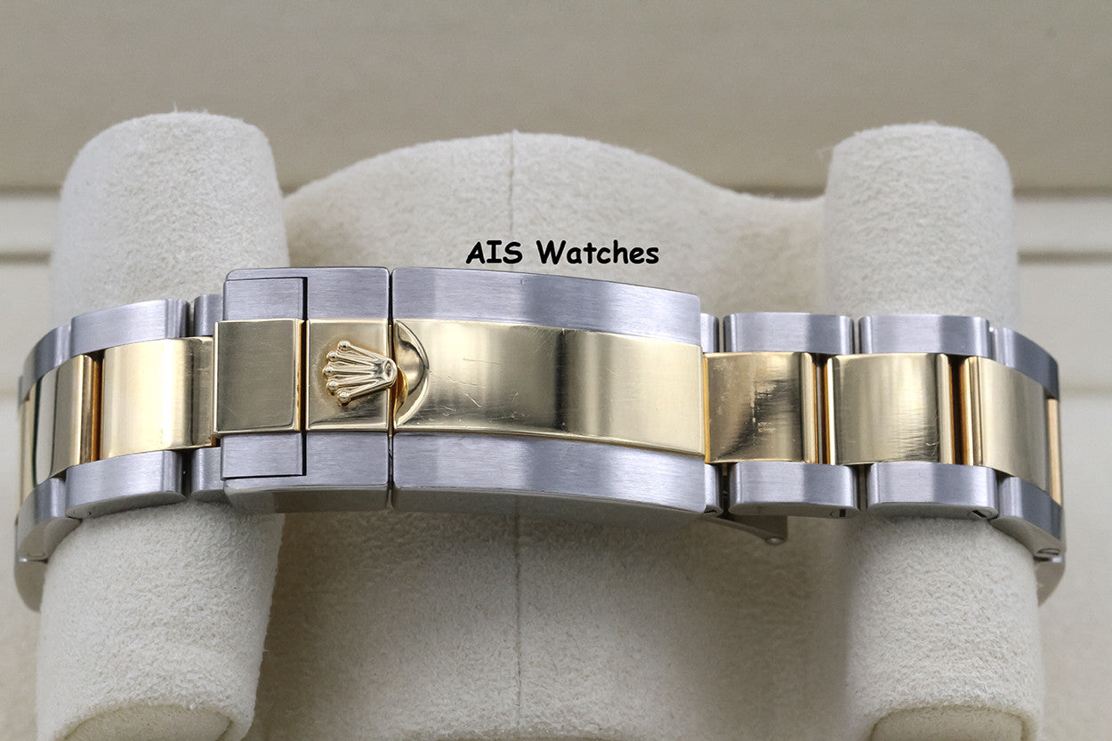 Rolex GMT Master II 18K/SS 116713LN 40MM Black Dial 2015 Box & Paper