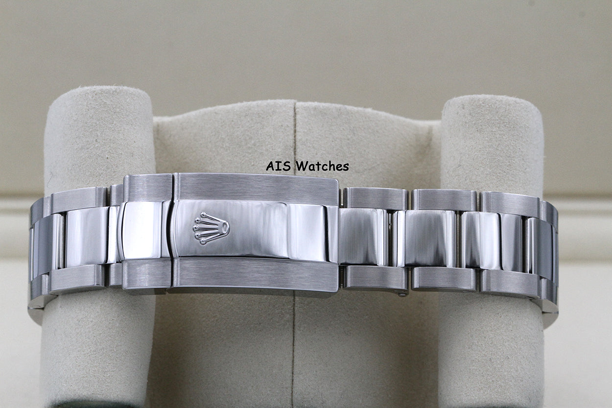 BNIB Rolex Datejust 41MM 126300 Blue Roman Dial Oyster Bracelet B&P