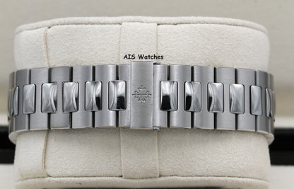 Patek Philippe Nautilus 5711/1A Blue Dial Stainless Steel with Box