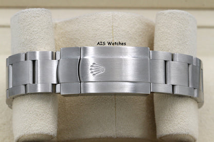 Rolex 124300 Oyster Perpetual 41 MM Green Dial 2023 Box & Papers