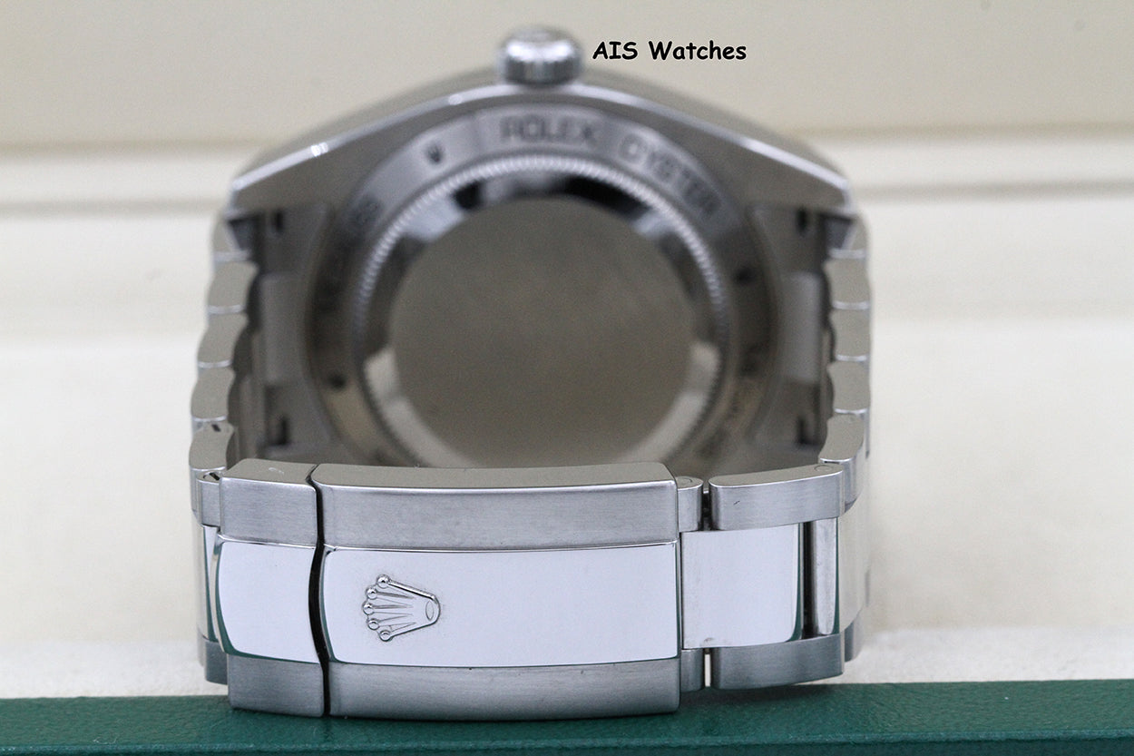 Rolex Milgauss 116400 White Dial M Serial Box & Papers