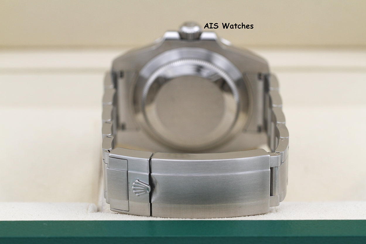 Rolex 116610LN Submariner Date 40MM Black Ceramic Bezel 2017 Box & Papers