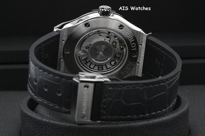 BNIB Hublot Classic Fusion Titanium 565.NX.7071.RX Racing Grey Rhodium Dial 38MM