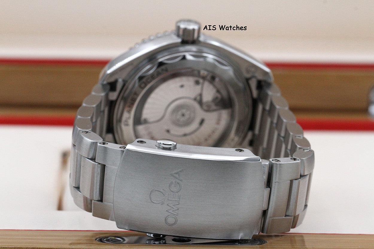 Omega Seamaster Planet Ocean 600M 215.33.40.20.01.001 39.5MM Black Dial SS B&P