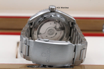 Omega Seamaster Planet Ocean 600M 215.33.40.20.01.001 39.5MM Black Dial SS B&P
