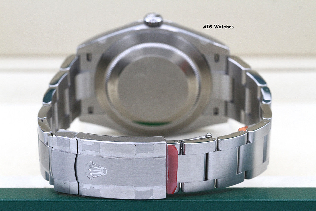 BNIB/NOS Rolex 124300 Oyster Perpetual 41 MM Green Dial Box & Paper