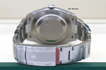 BNIB/NOS Rolex 124300 Oyster Perpetual 41 MM Green Dial Box & Paper