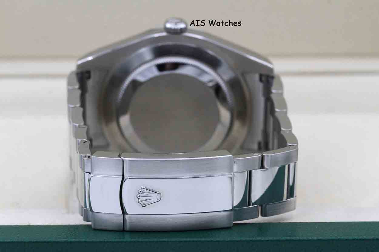 Rolex Datejust II 41MM 116300 Black Roman Dial Stainless Steel Box & Papers