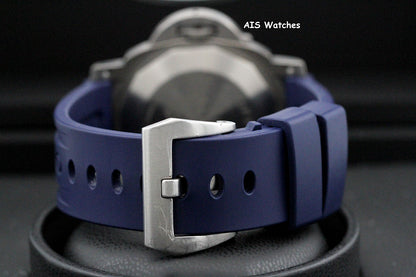 Panerai PAM 25 Luminor Submersible Hobnail 44MM Black Titanium