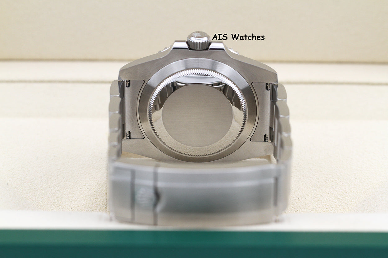 Rolex 116610LN Submariner Date 40MM Black Ceramic Bezel 2018 Box & Papers