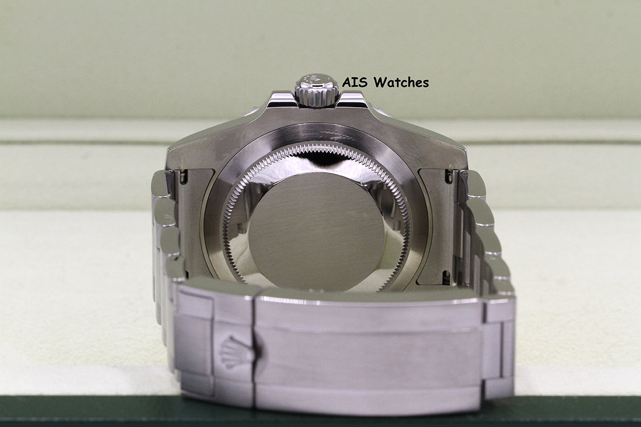 Rolex 116610LN Submariner Date 40MM Black Ceramic Bezel 2013 Box & Papers